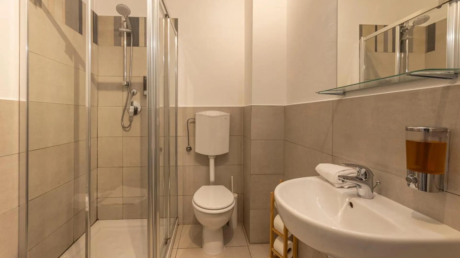 Travel B&B Pisa Bed & Breakfast