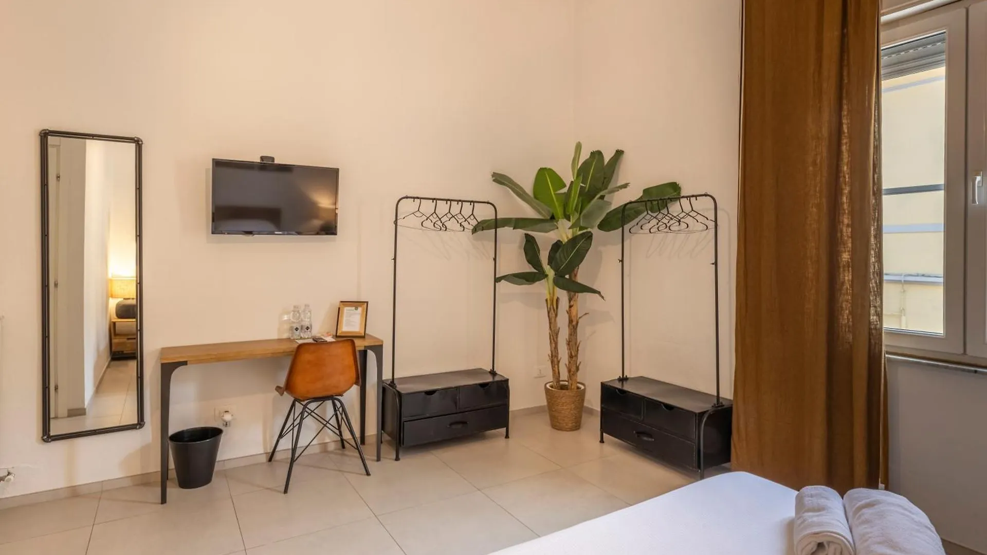 Travel B&B Pisa Italy